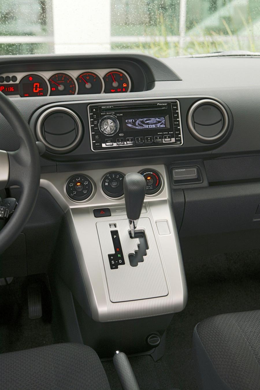  Scion xB 2007 года  (фото 82 из 221)